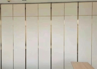 Dinding Partisi Kedap Suara Serbaguna Dinding Kantor Bingkai Aluminium Tanpa Bingkai