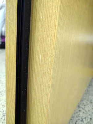 Pintu tahan suara terbuka kanan dalam H2425*W950*70 mm untuk pengurangan kebisingan dan privasi