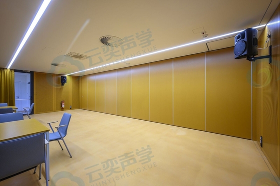 Soundproof Folding Partition And Sliding Walls Operasi Pintu Pindah Untuk Kantor Untuk Membagi Ruang