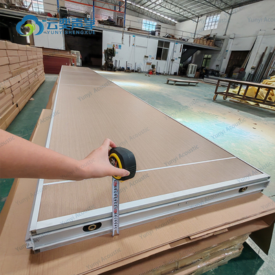 14 meter tinggi panel tunggal ruang gantung partisi dengan sambungan logam segel strip ruang pemisah