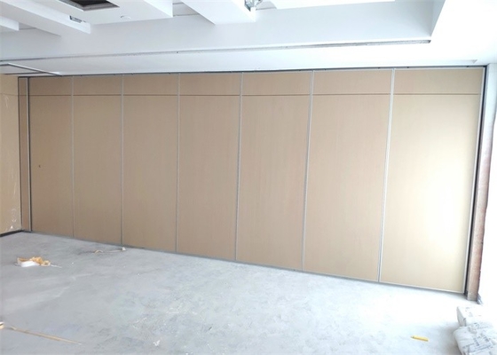Geser Lipat Dinding Partisi Kedap Suara Kayu Bergerak Untuk Hotel