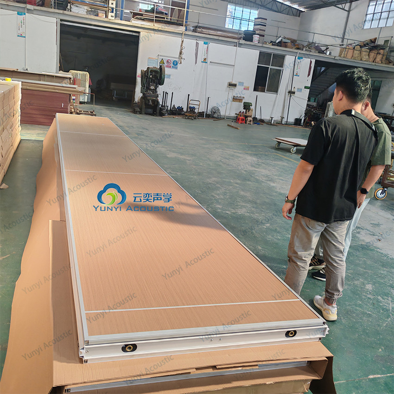 14 meter tinggi panel tunggal ruang gantung partisi dengan sambungan logam segel strip ruang pemisah